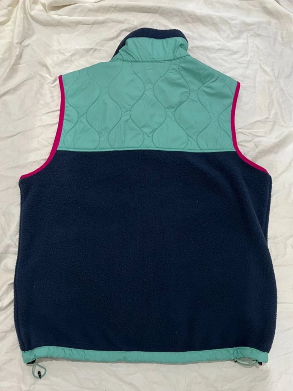 Color Block Fleece Vest - Picture 5 of 6